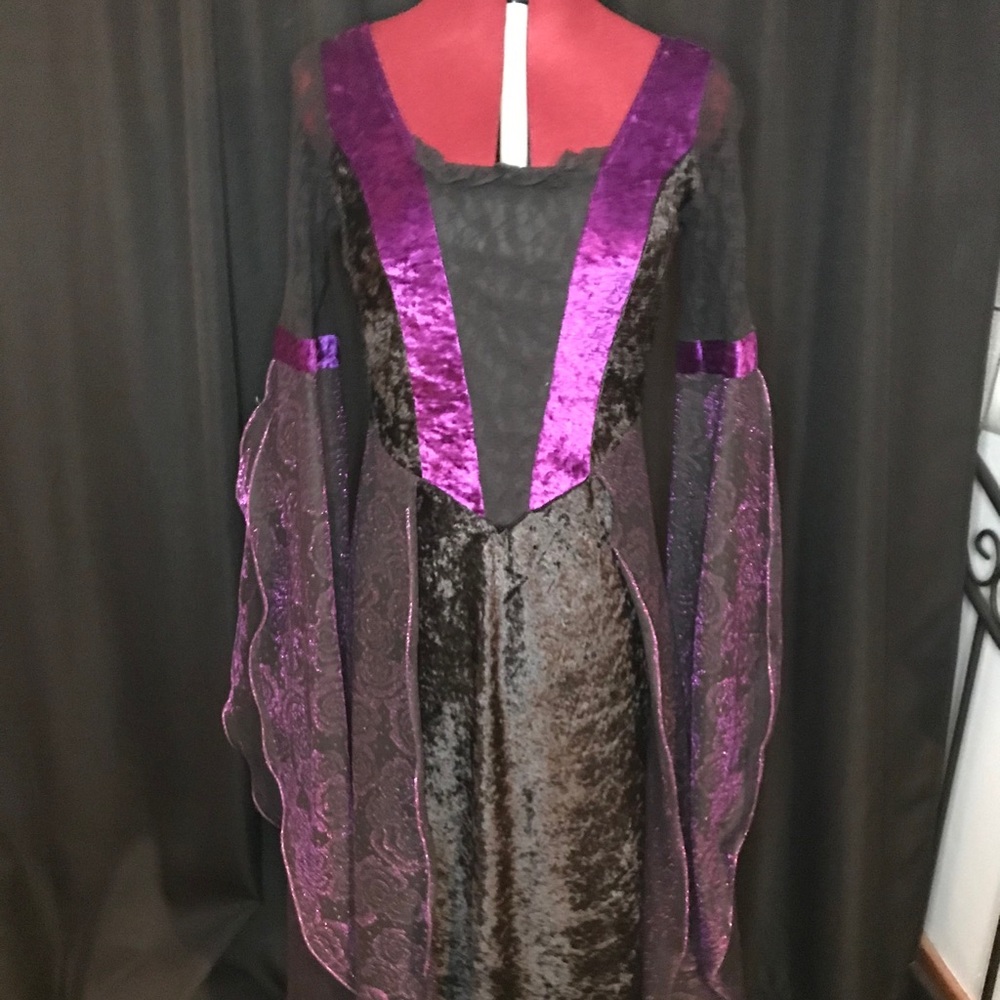 Cosplay Purple Medieval Dress